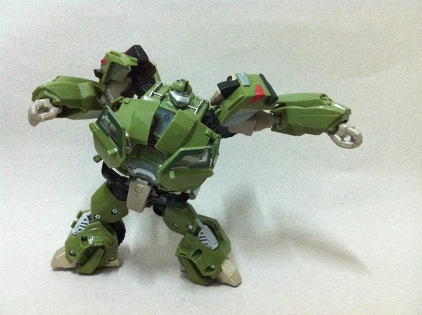 Transformers Prime Bulkhead Voyager  (14 of 23)